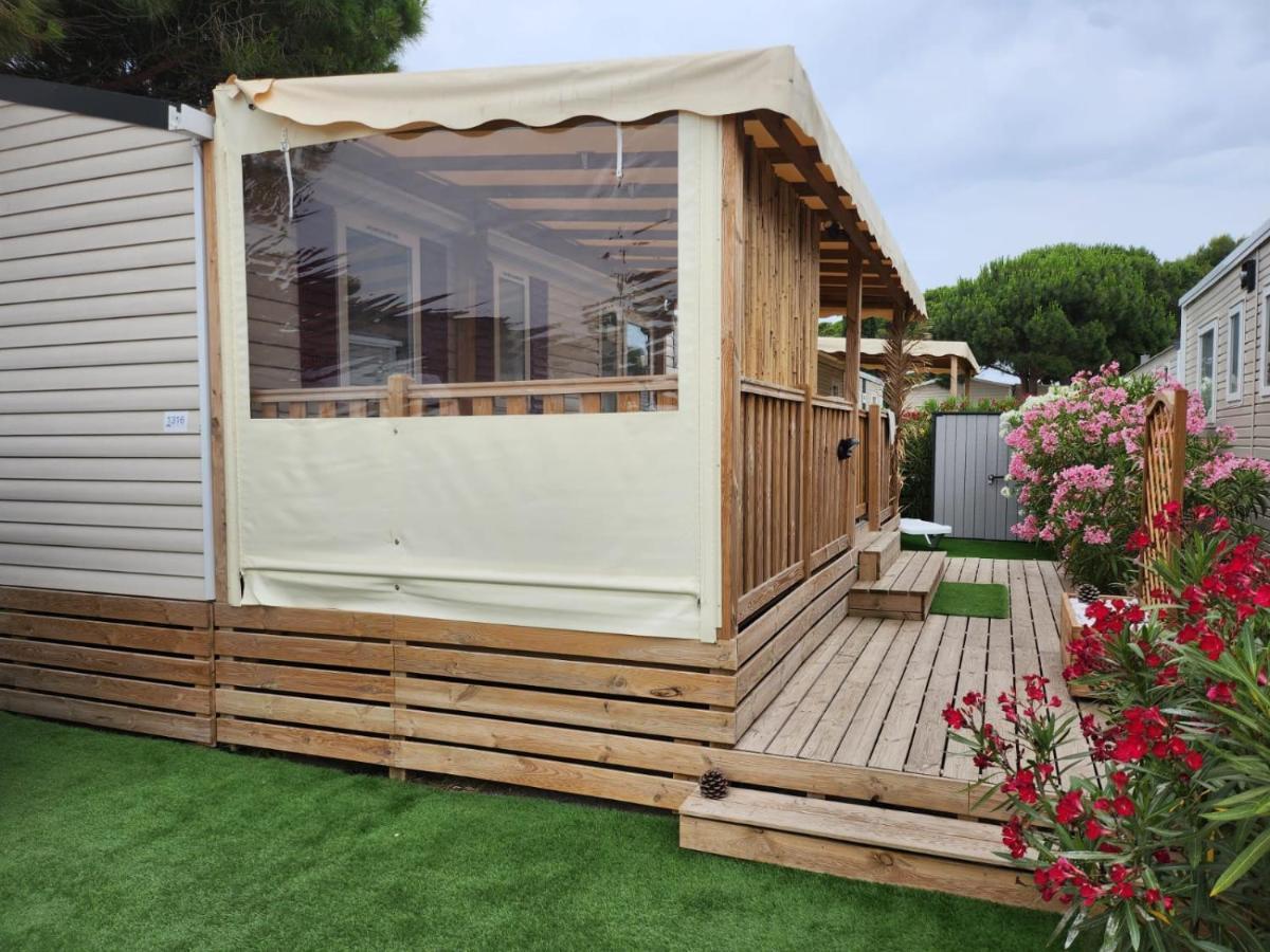 Muriel Le Mar Estang Canet Exterior foto
