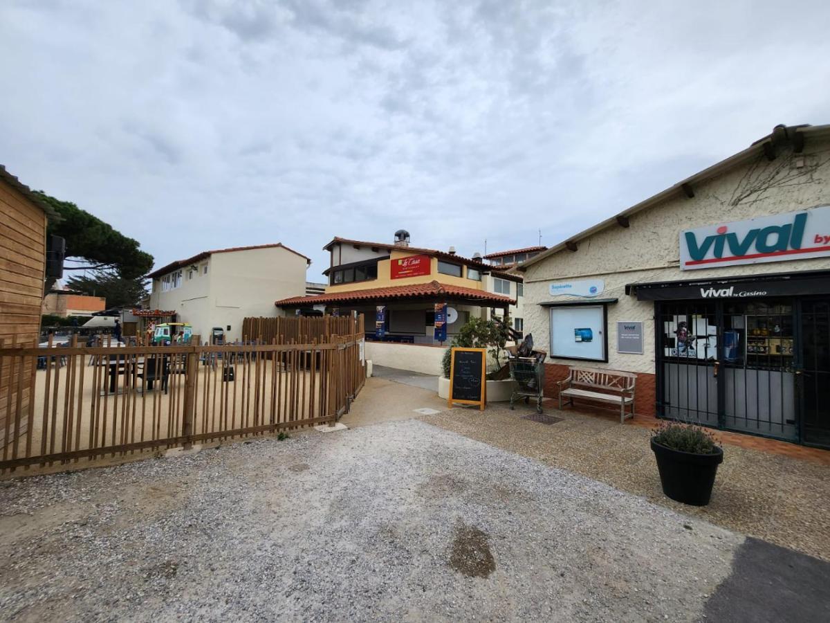 Muriel Le Mar Estang Canet Exterior foto